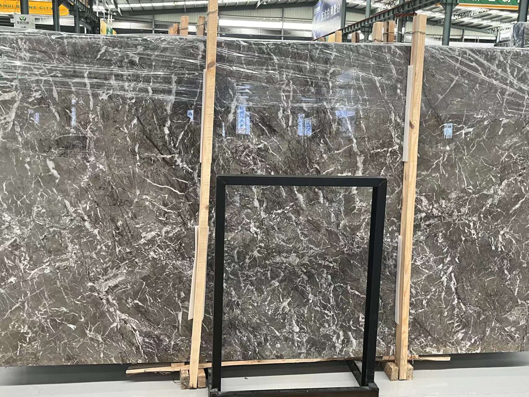 Wholesale marble supplier