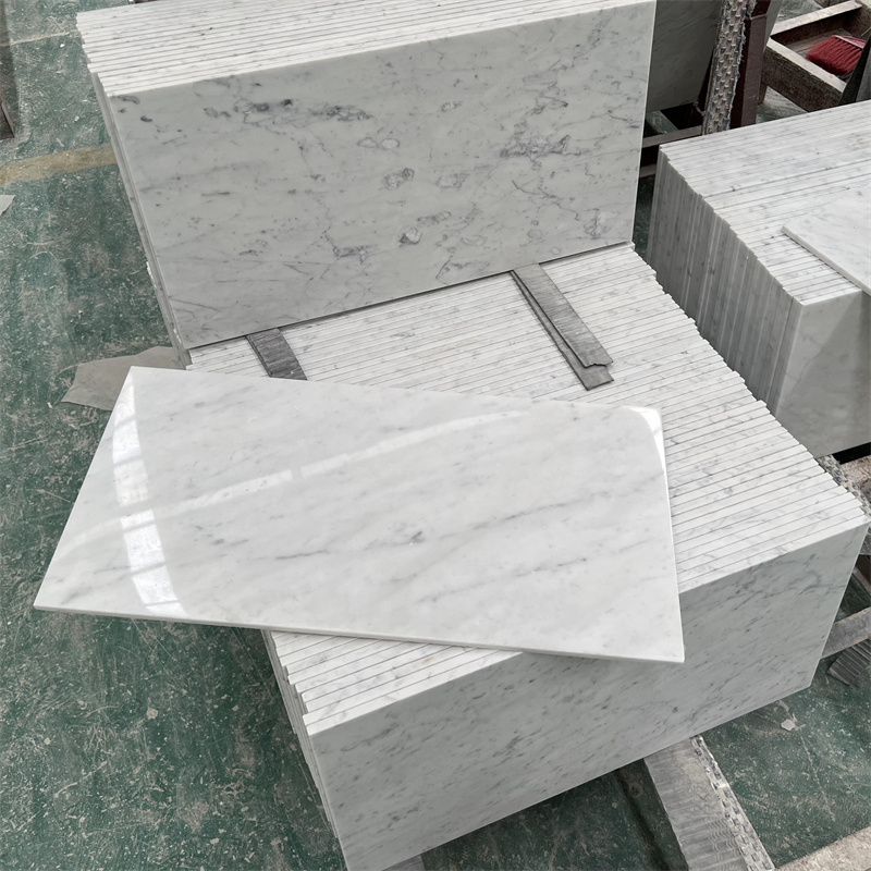Pavimenti in piastrelle di marmo all'ingrosso